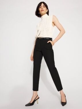 White House Black Market Slim Trouser Size 2 (black)